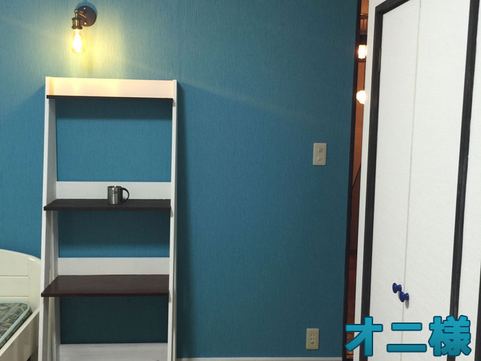 20171204_04 青色がとても綺麗なので、クローゼットの取っ手にしました(オニ様)