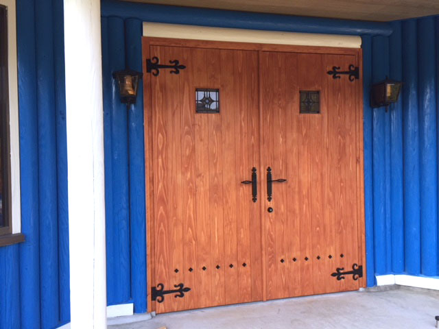 20181009_01_02 ドッグラン開設にあたり、扉のリメイク。イメージ通りの扉になりました(シグパパ様)